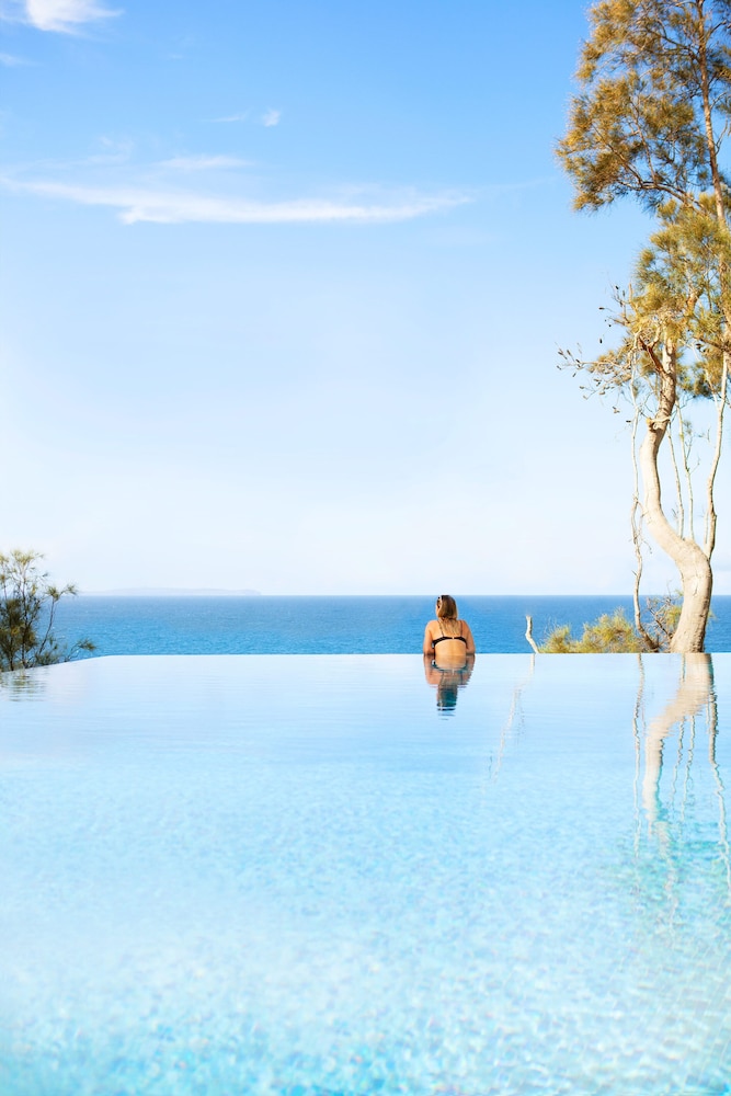 Bannisters by the Sea Mollymook