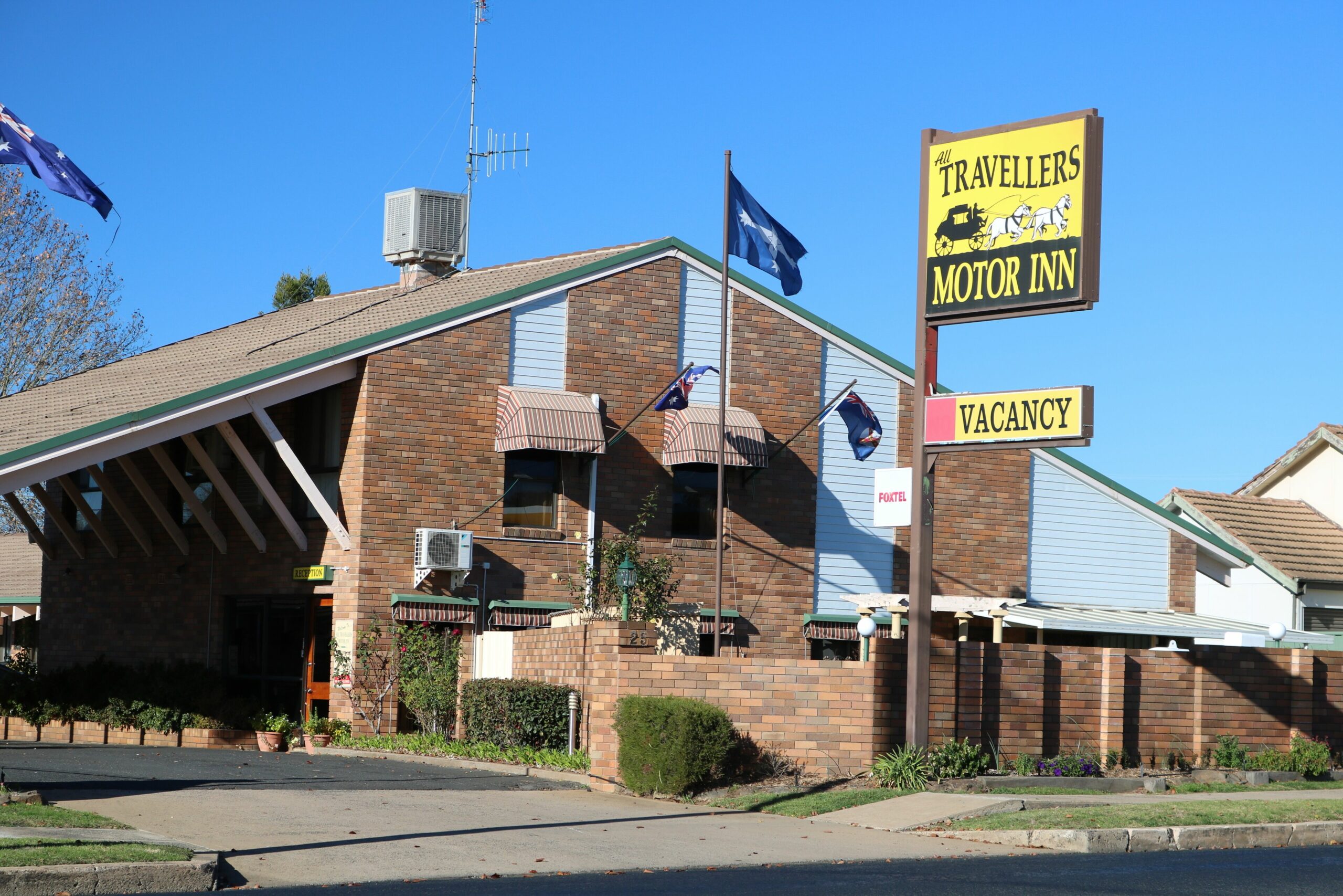 All Travellers Motor Inn